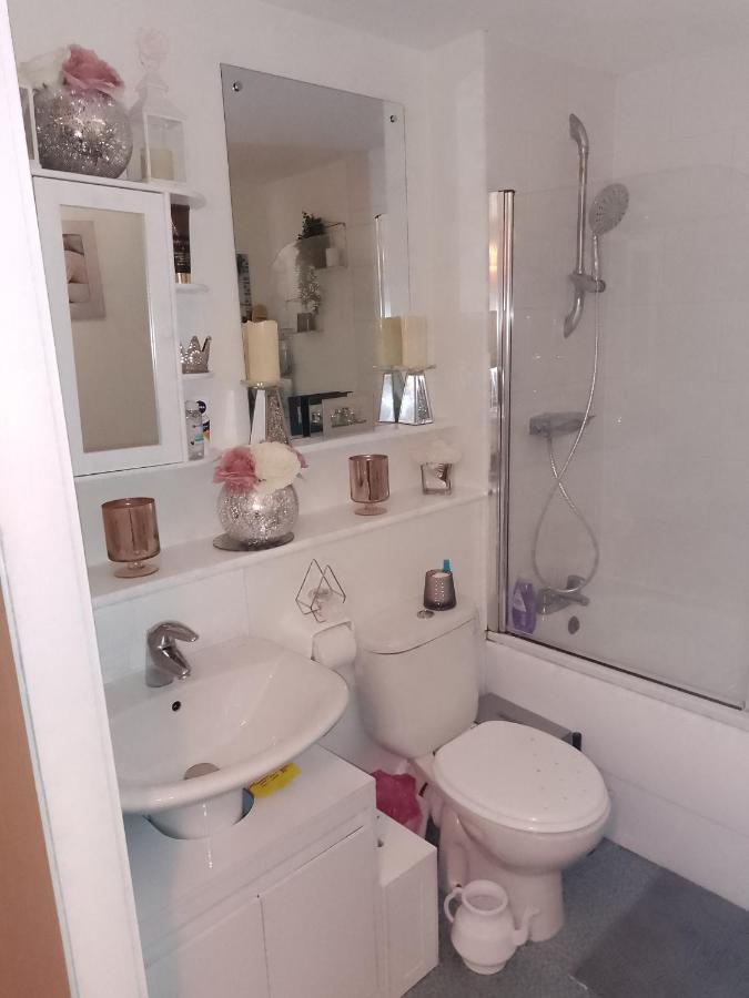 Bed And Breakfast Double Room Chester City Centre, Free Parking Exterior photo